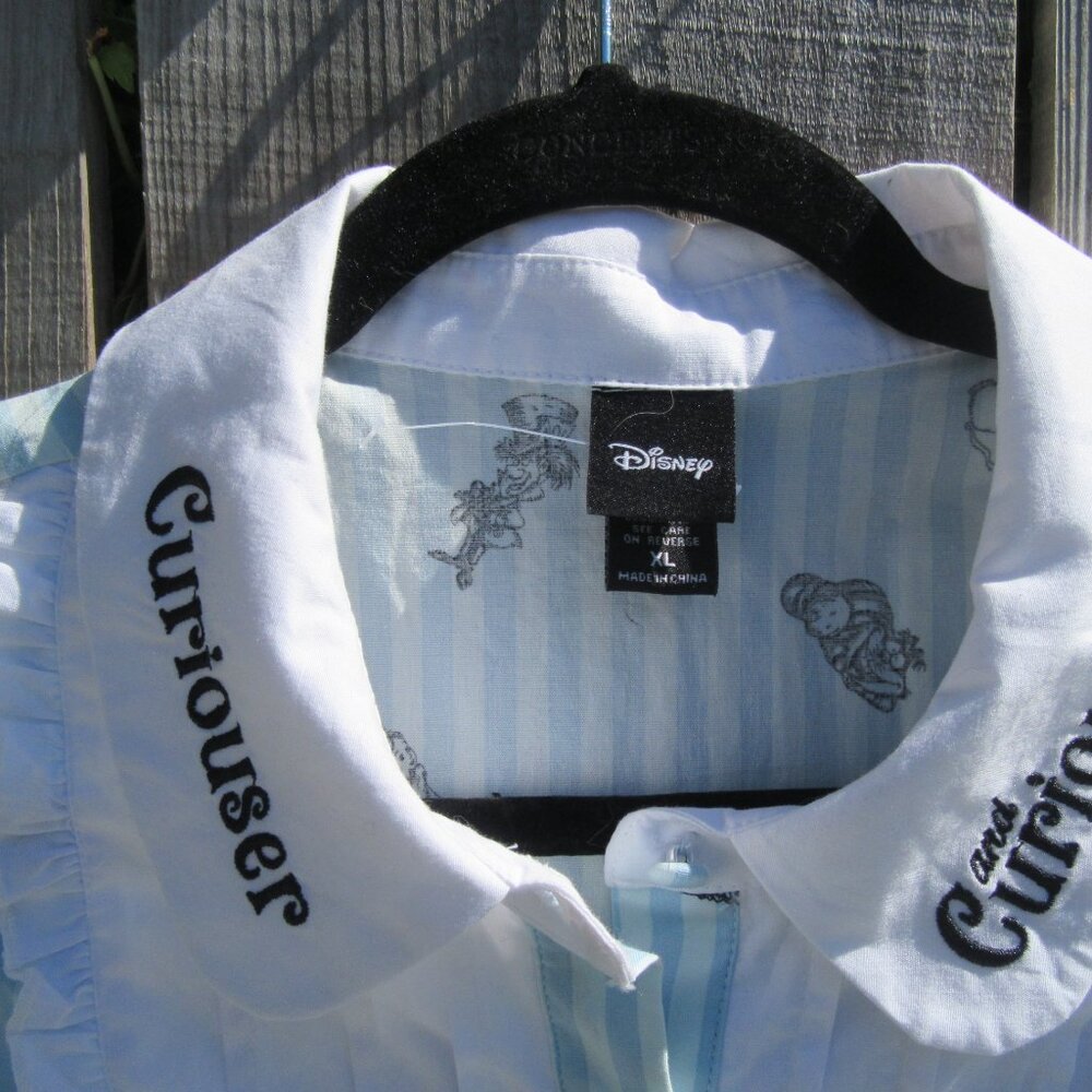 Disney Alice In Wonderland Curiouser And Curiouser Dress Size XL - Picture 3 of 10